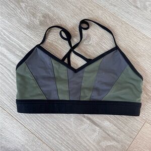 Alo Yoga Sports Bra